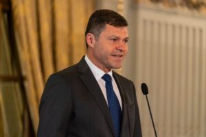 Radu Hanga: „Intrăm într-o perioadă de turbulențe pe termen mai lung”