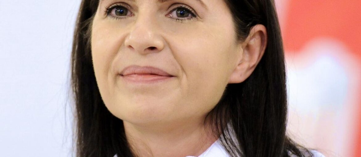 Adriana Săftoiu, votată de plenul comun al Parlamentului în funcţia de preşedinte director general al Societăţii Române de Televiziune