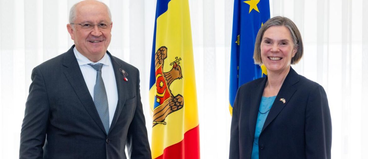 Șefa Oficiului Ambasadei Norvegia la Chișinău, Kamilla Kolshus, a avut astăzi o întrevedere cu prim-ministrul Alexandru Munteanu.