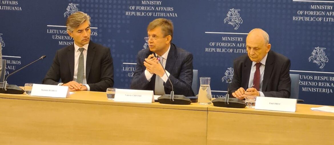 Valeriu Chiveri prezintă la Vilnius noua abordare a Chișinăului privind reintegrarea și reglementarea conflictului transnistrean