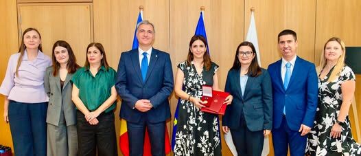 Marilena Raouna, decorată cu „Ordinul Onoarei” pentru sprijinul acordat parcursului european al Republicii Moldova