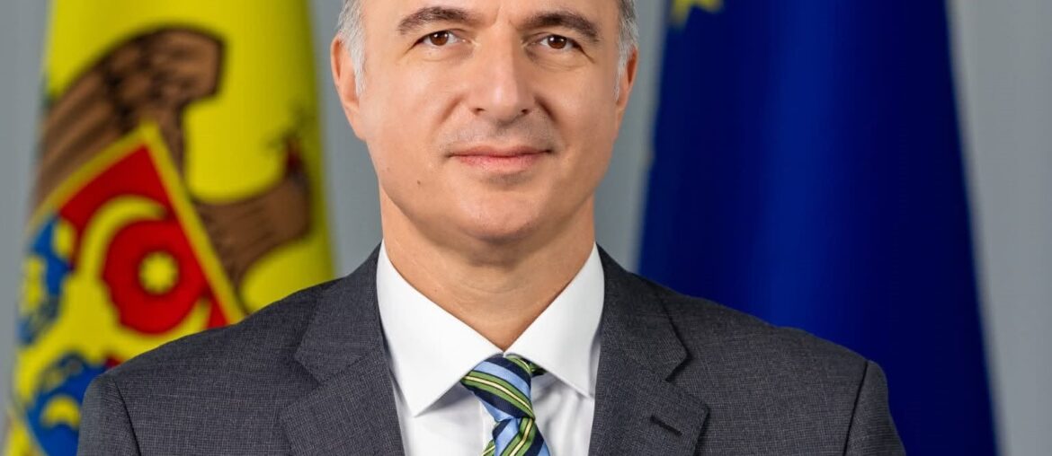 Eugeniu Osmochescu, după preluarea interimatului la conducerea Guvernului: „Vom continua să muncim pentru binele țării și să ne respectăm angajamentele”