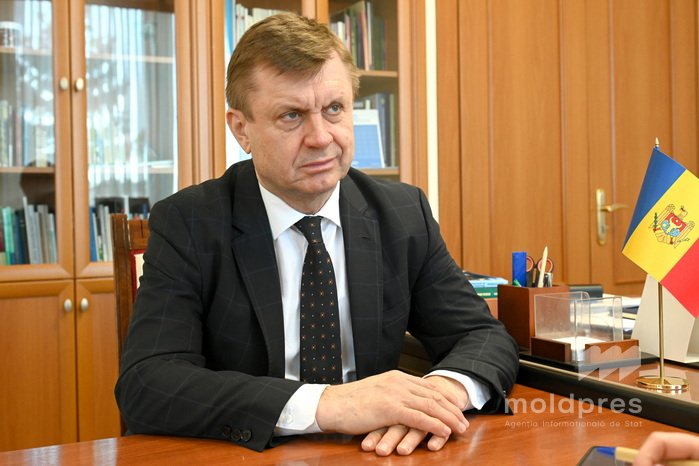 Valeriu Chiveri a discutat cu directorii școlilor cu predare în limba română din regiunea transnistreană despre extinderea accesului la educație