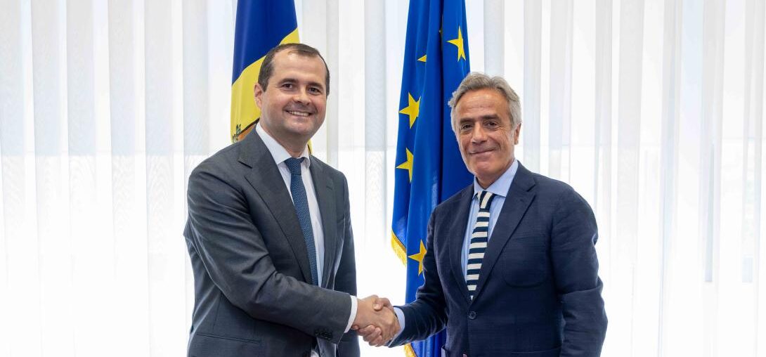 Premierul Vasile Tofan a discutat cu ambasadorul Greciei despre integrarea europeană și extinderea cooperării economice