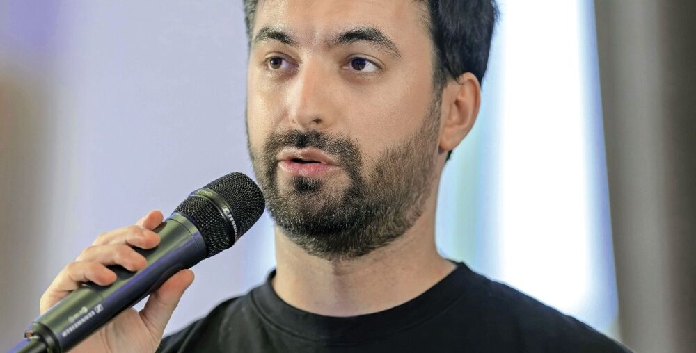 Ilie Pușcaș: Succesul din spatele cortinei: copilărie, Binance, crypto și lecții de viață